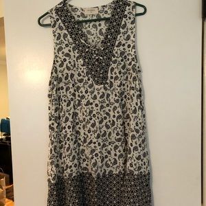 Sleeveless dress